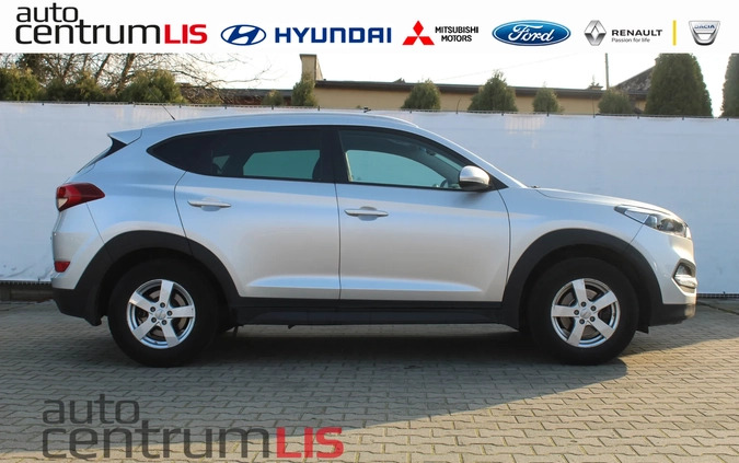 Hyundai Tucson cena 59500 przebieg: 152000, rok produkcji 2015 z Ostrowiec Świętokrzyski małe 211